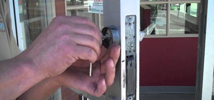 commercial door lock repair Tehachapi